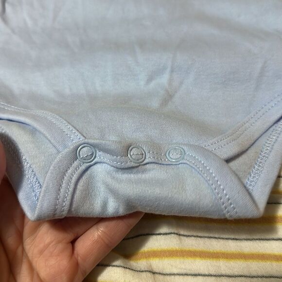 NEW Flutter Sleeve Onesie ~Light Blue ~ Perfect for monogramming - Picture 3 of 4